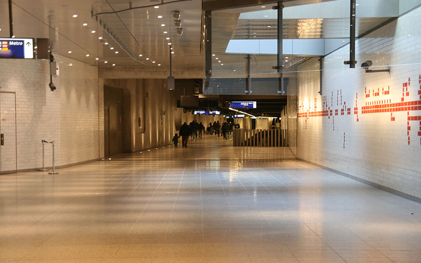 Metro Amsterdam Centraal